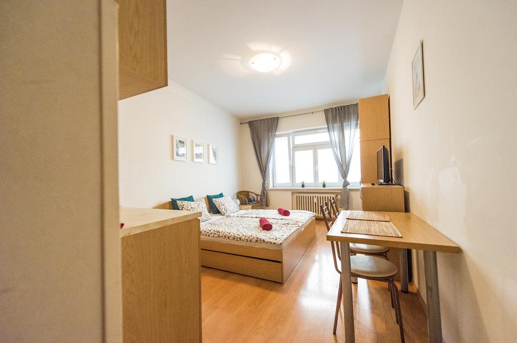 Apartments Presidential Palace Bratislava Bagian luar foto