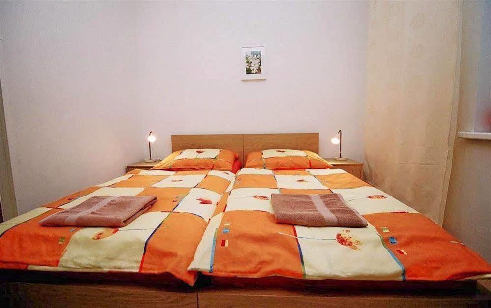 Apartments Presidential Palace Bratislava Bagian luar foto